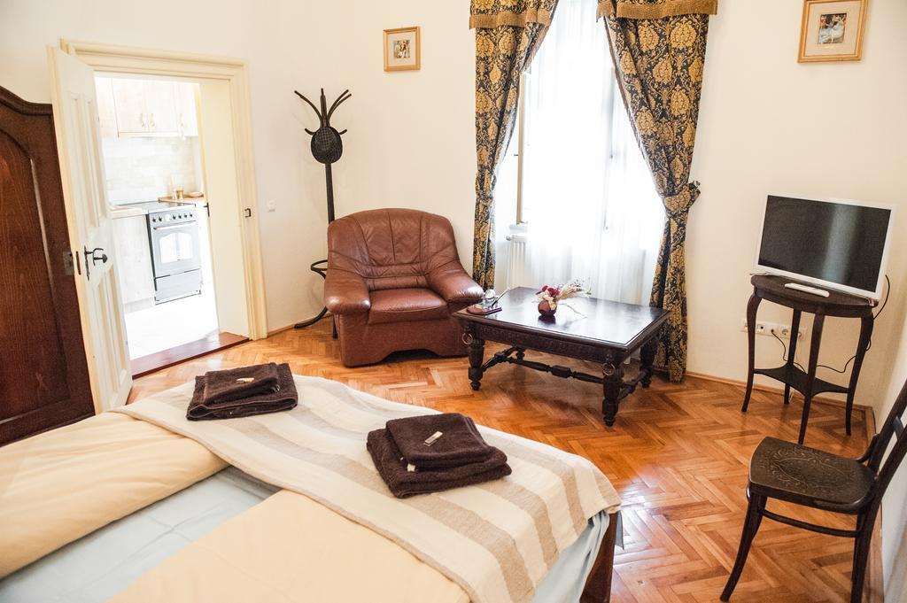 Brukenthal Central Apartments סיביו חדר תמונה